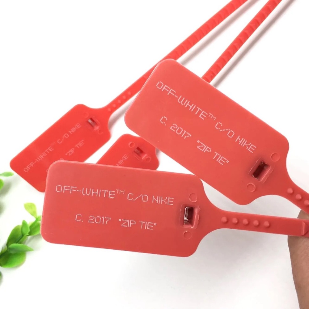 COPY - 2017 off white zip tie